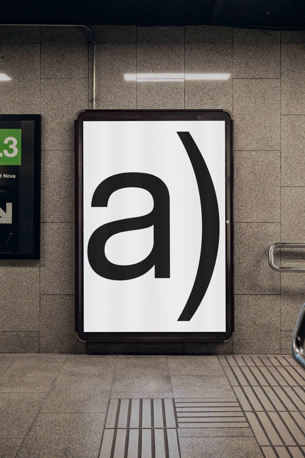 B3 SIGNAGE 02