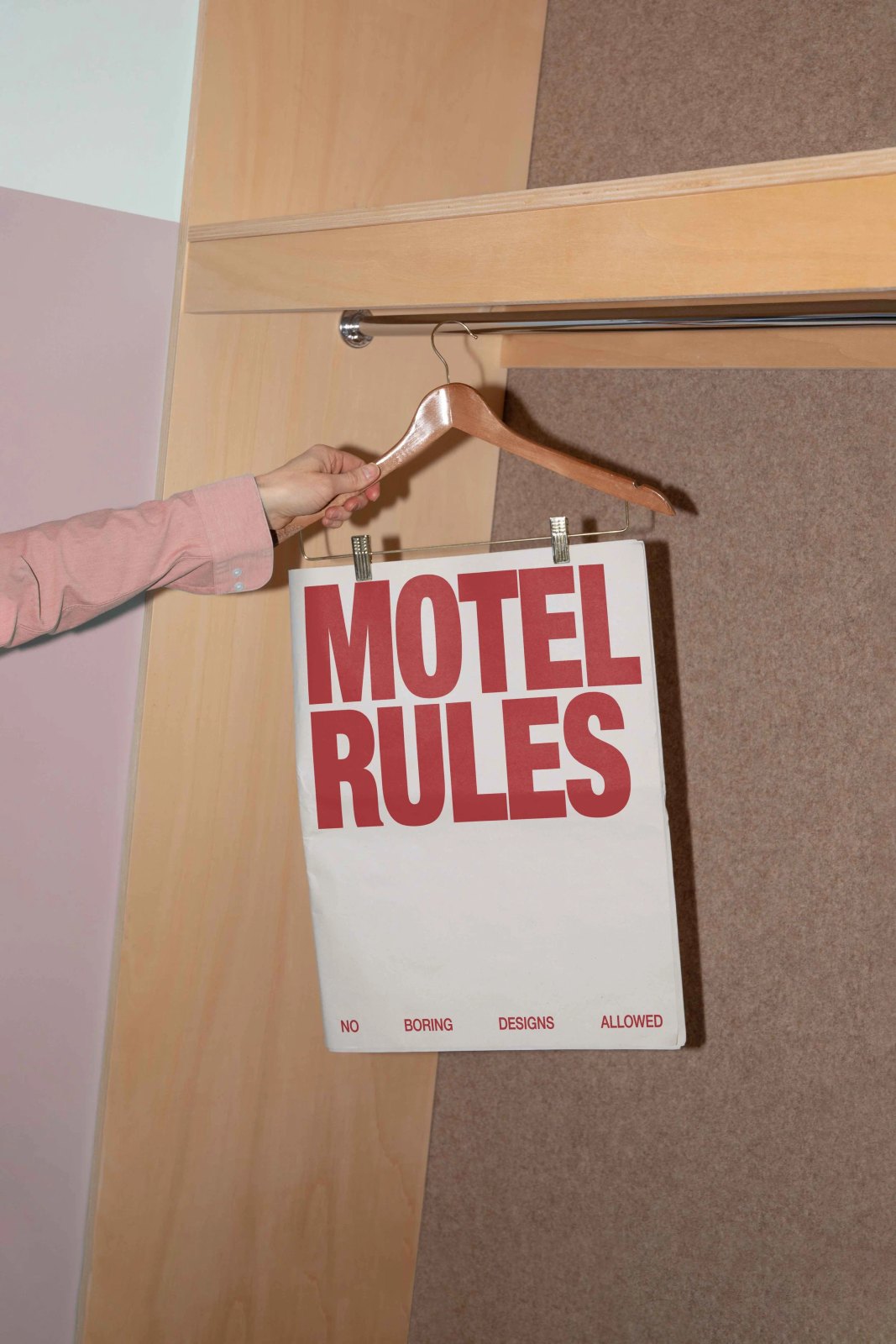 MOTEL NEWSPAPER 04