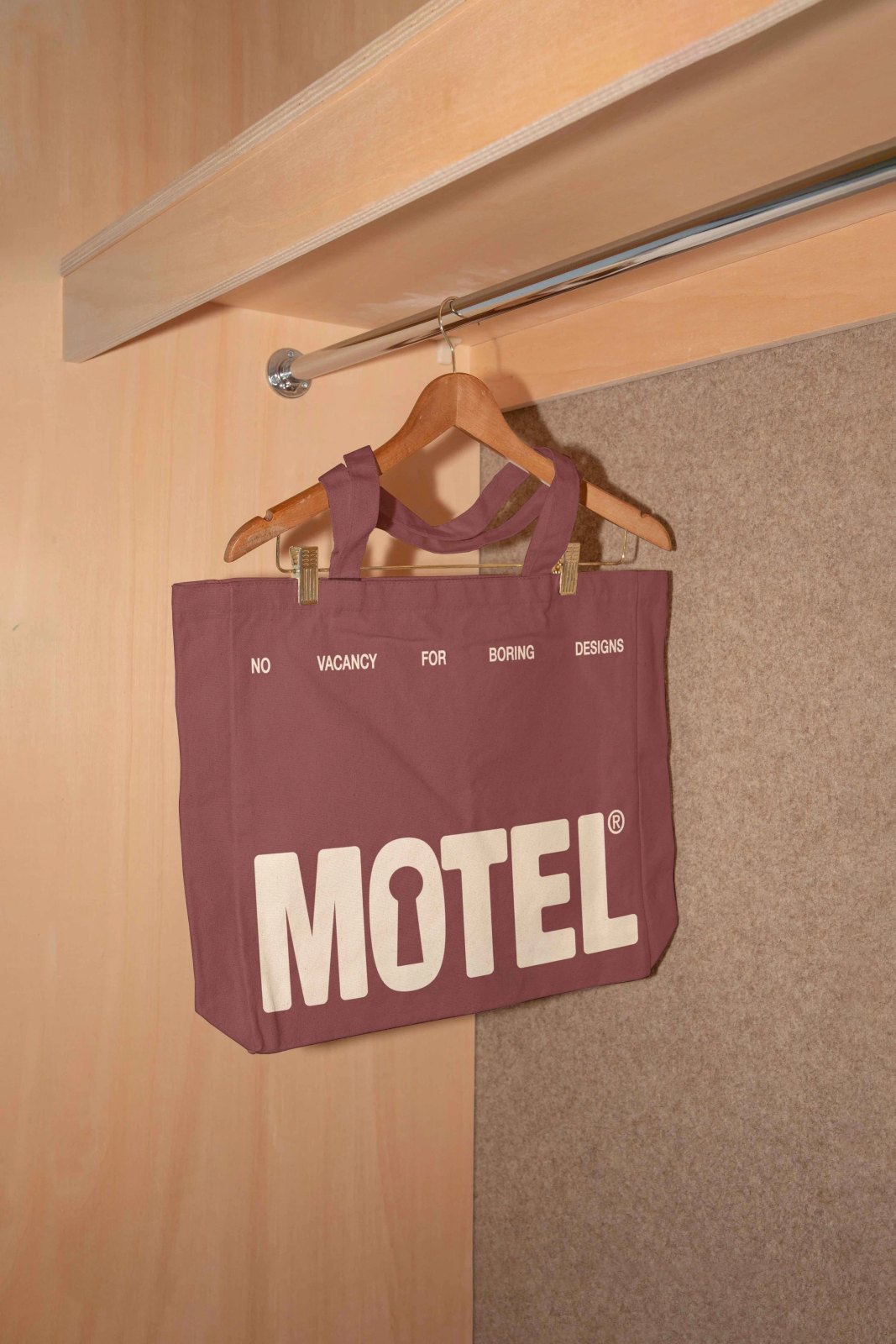 MOTEL TOTEBAG 02 preview 3