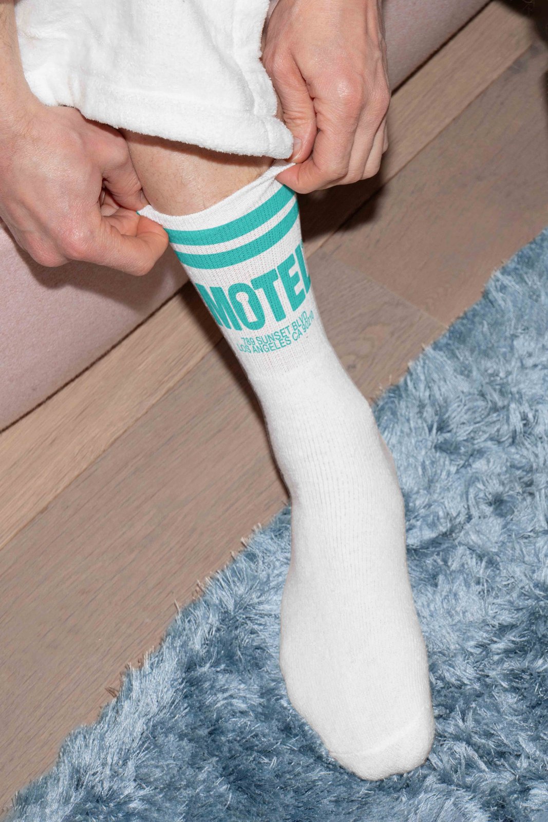 MOTEL SOCKS 03 preview 3