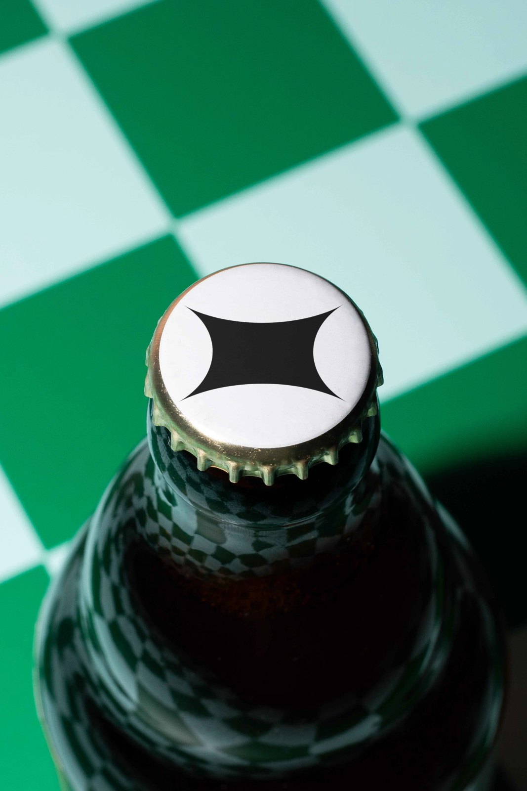 CLINK BEER BOTTLE CAP 01