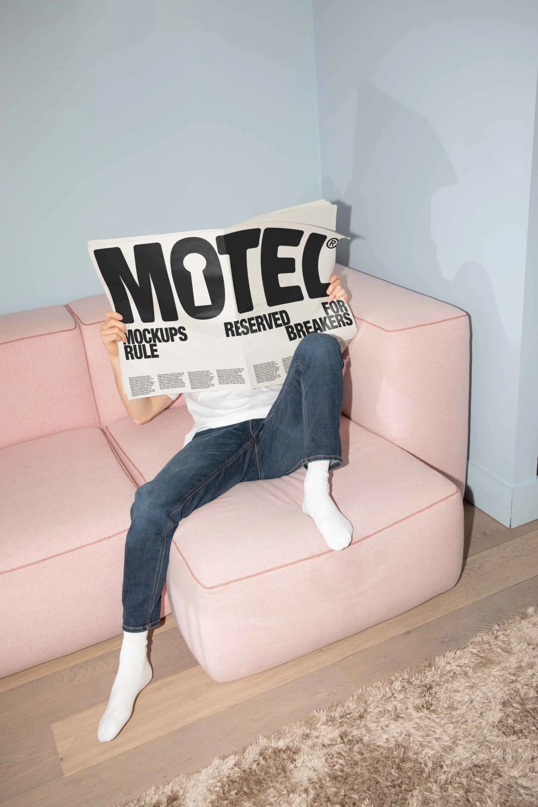 MOTEL NEWSPAPER 02