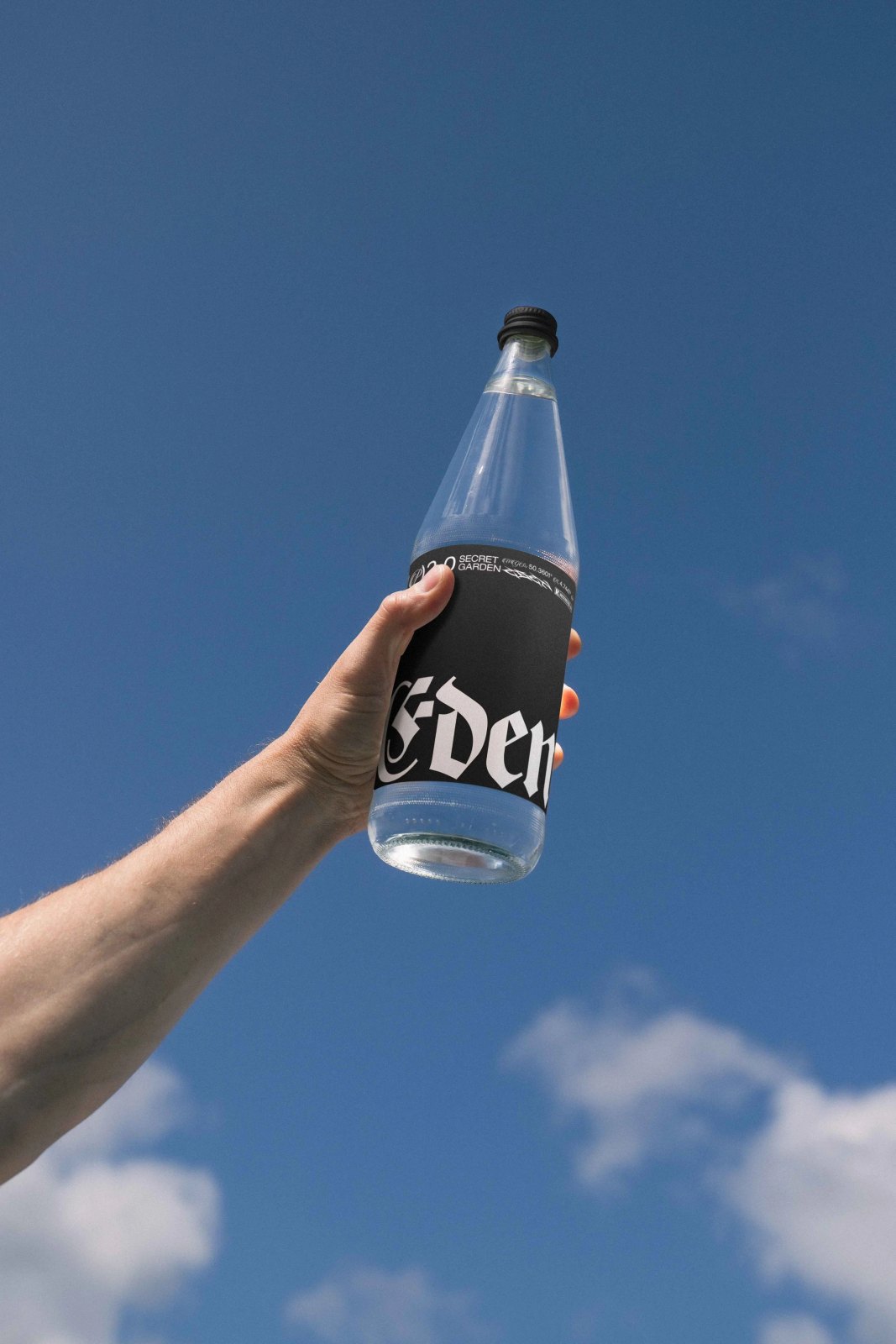 EDEN 02 BOTTLE 01 preview 4