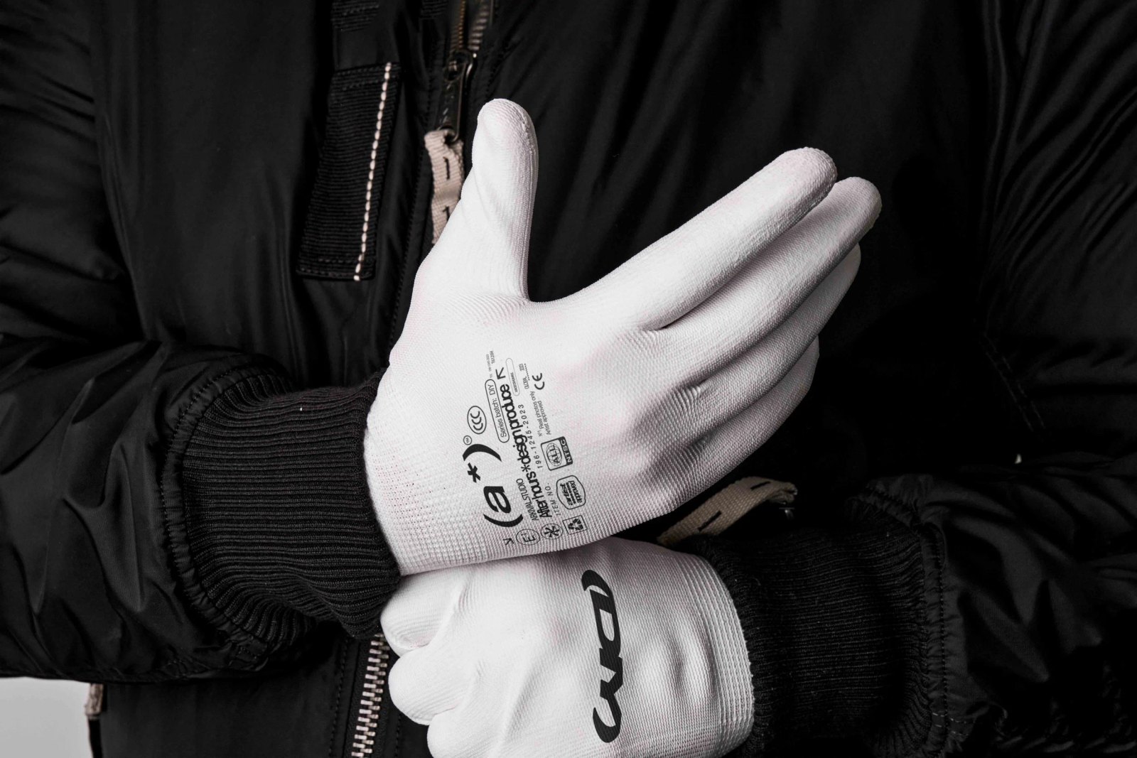DIY GLOVES 01