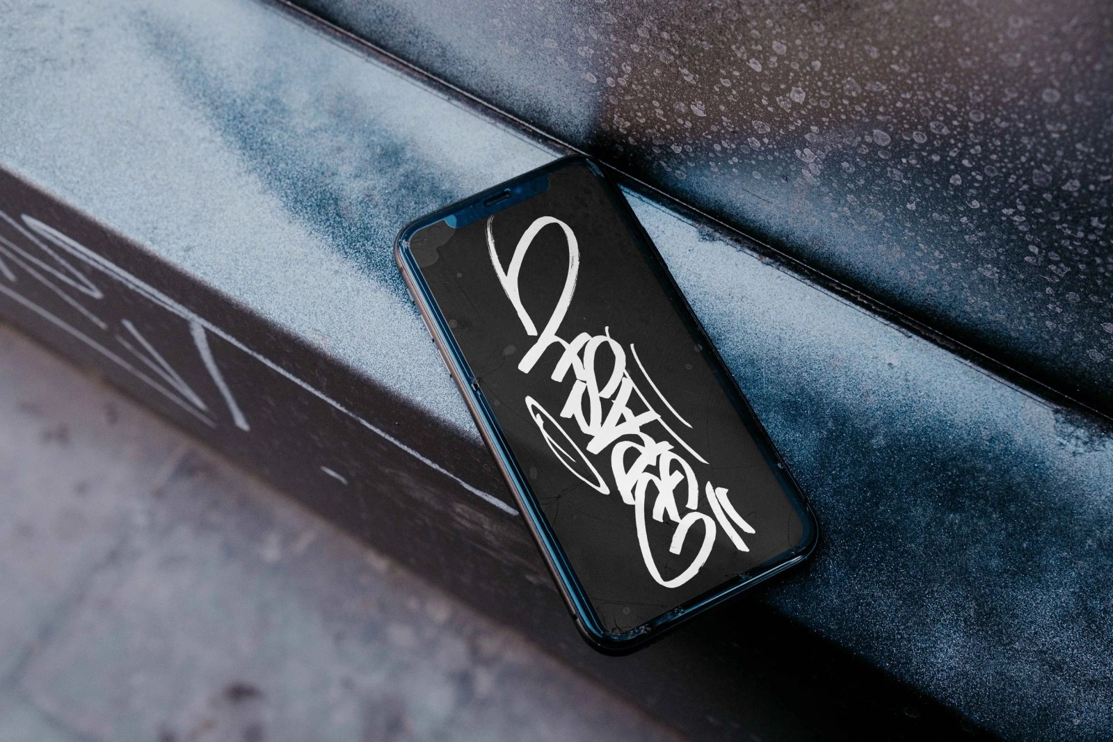 BRASH IPHONE 01