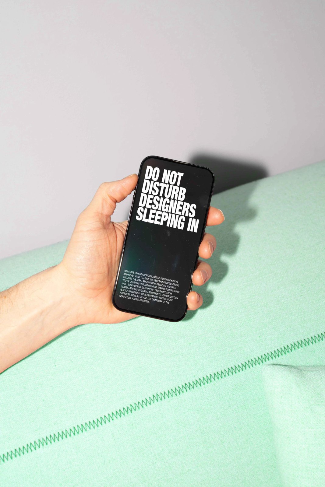 MOTEL SMARTPHONE 02 preview 4