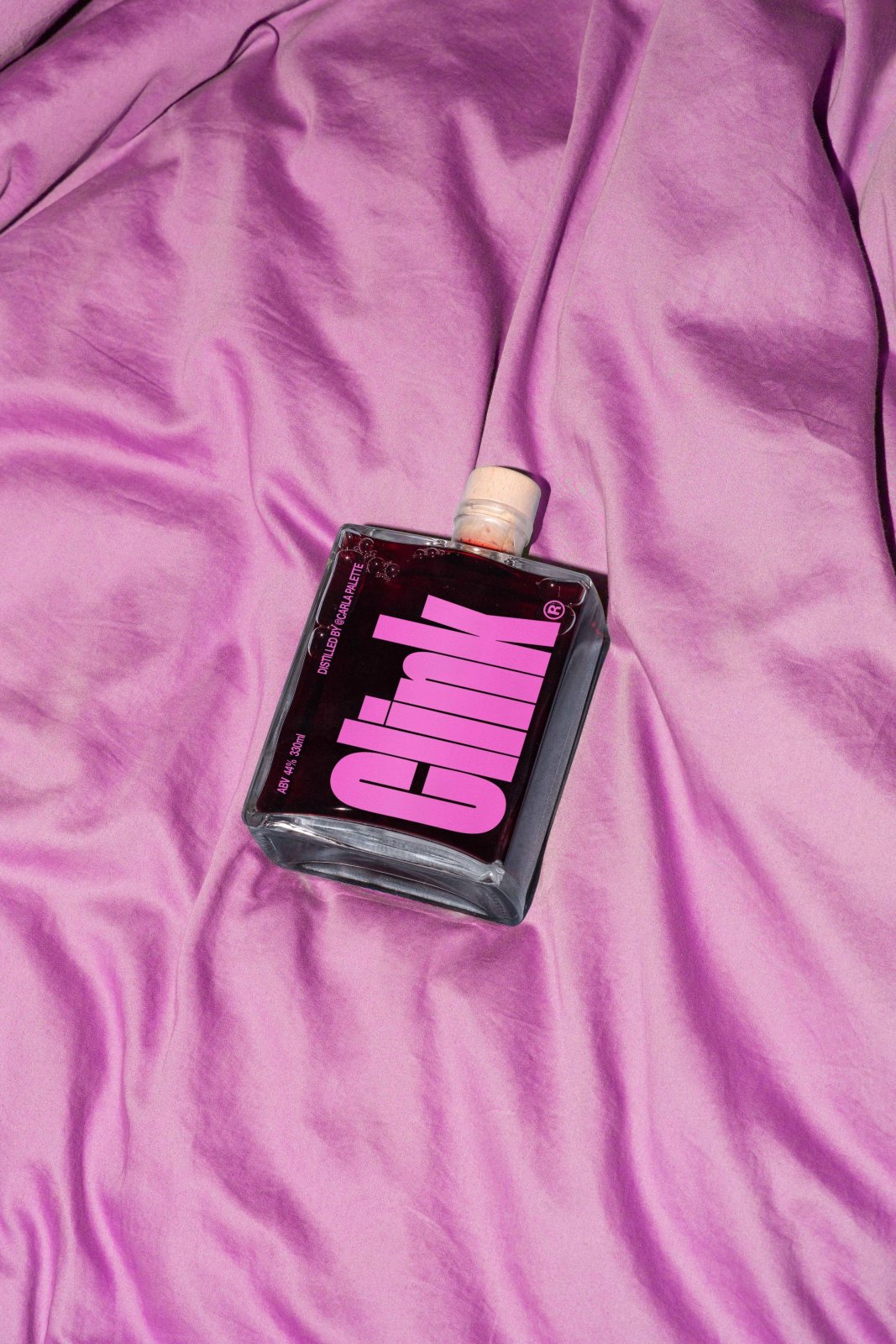 CLINK SPIRIT BOTTLE 01
