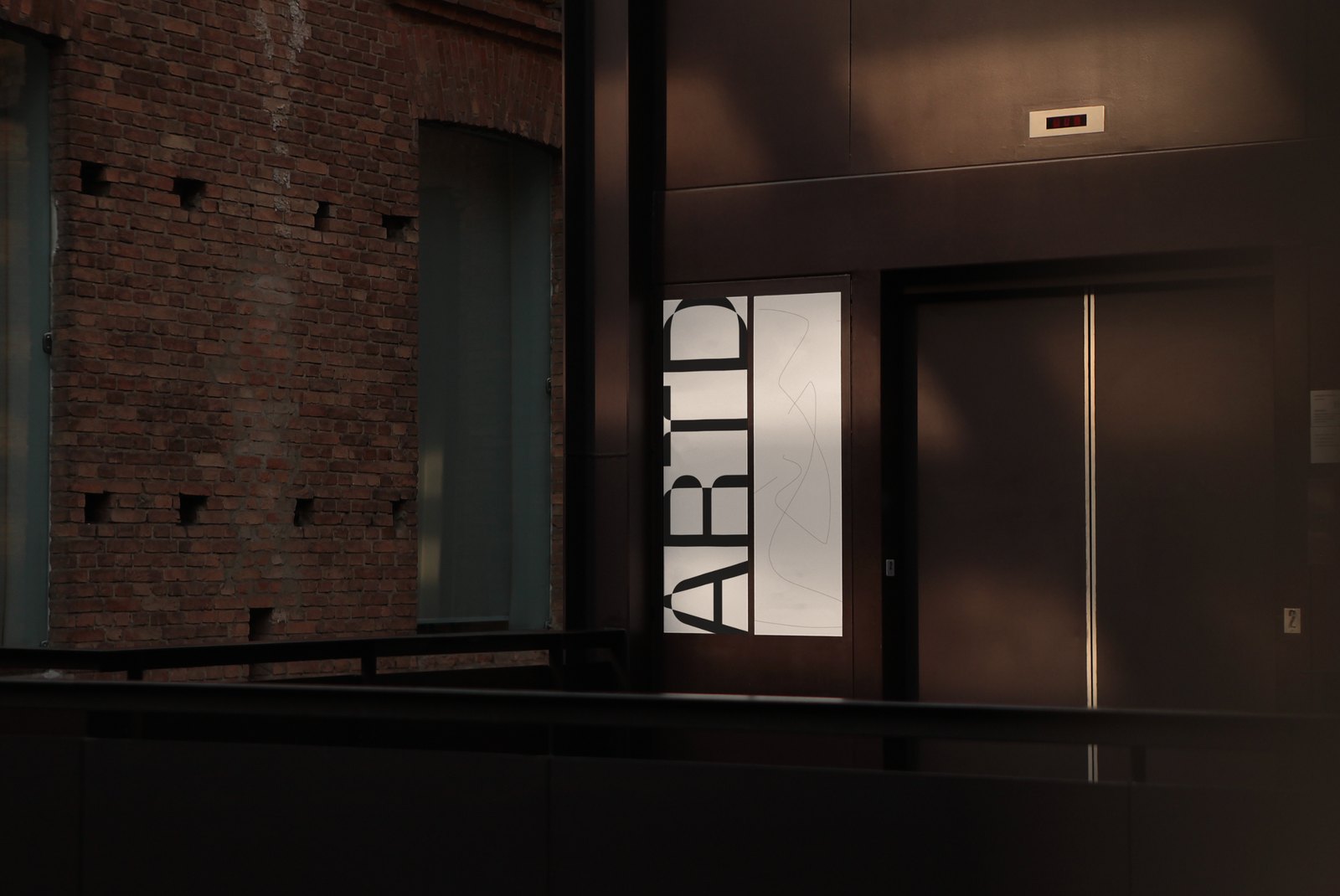 ARTD-C01-Sign-007
