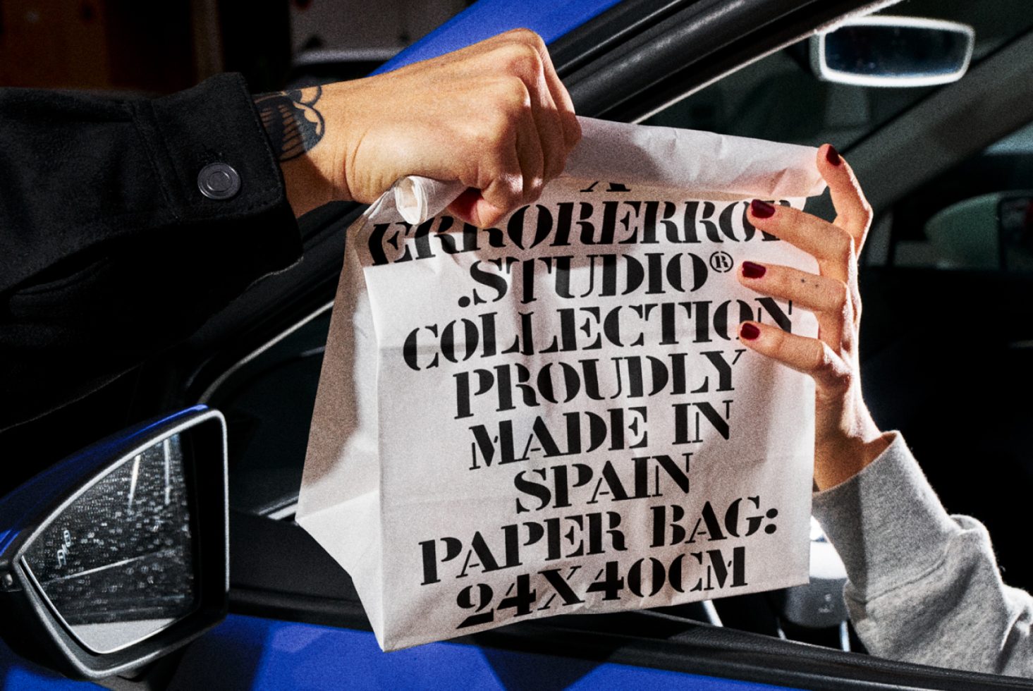 Paper Bag PSCv102 Mockup preview 2