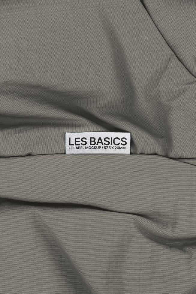 Le Label LB25W19 Mockup preview 4