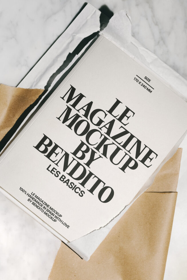 Le Magazine LB25W16 Mockup