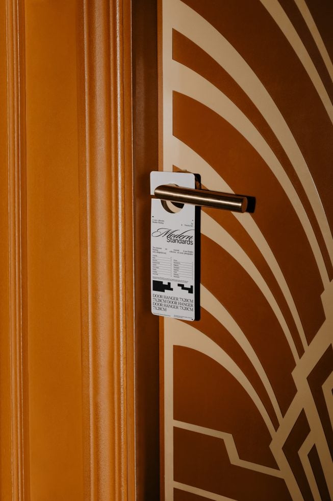 Door Hanger MS Mockup