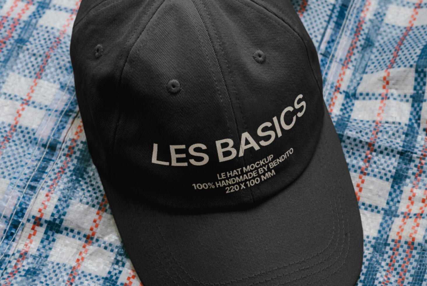 Le Hat LB25W0202 Mockup preview 2