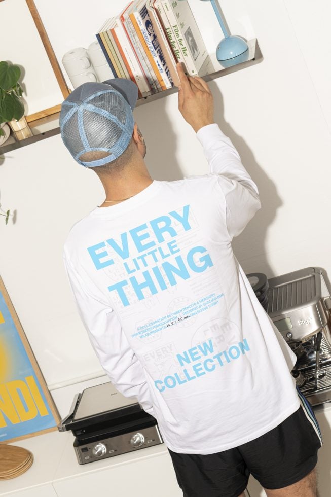Long Sleeve T-Shirt ELT02 Mockup