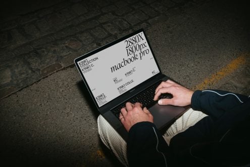 Macbook Pro K05 Mockup
