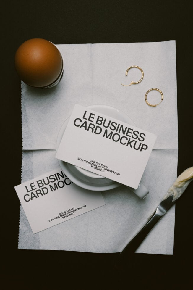 Le Business Card LB26W2202 Mockup