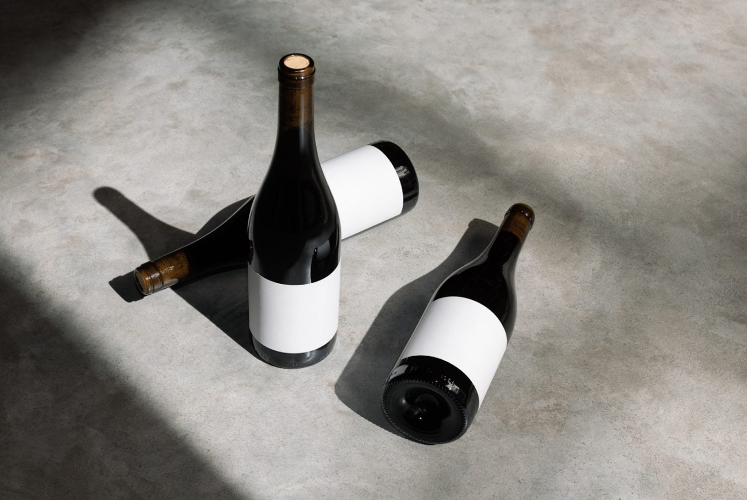 Wine Bottle WWW03 Mockup preview 2