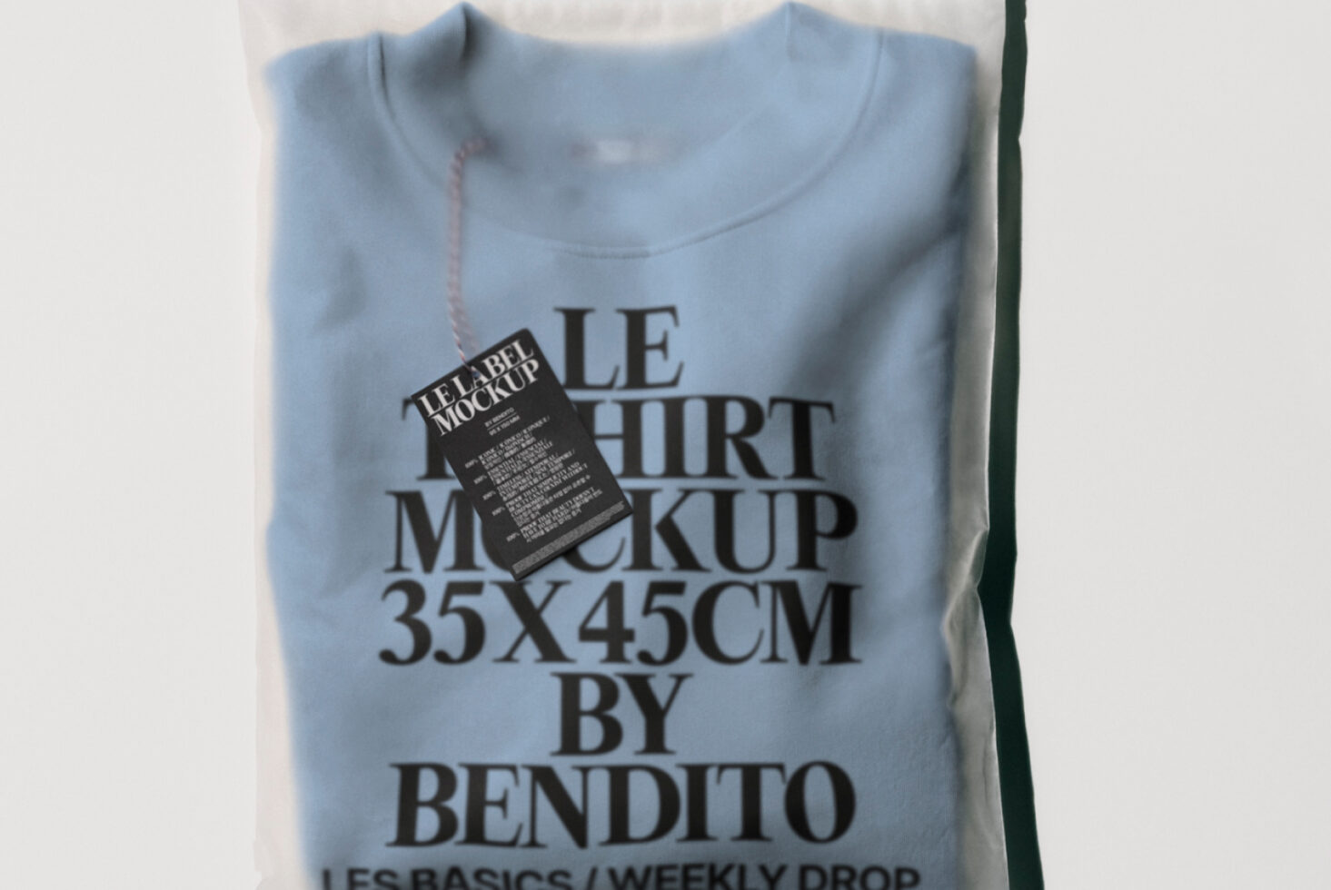 Le T-Shirt LB25W1401 Mockup preview 2