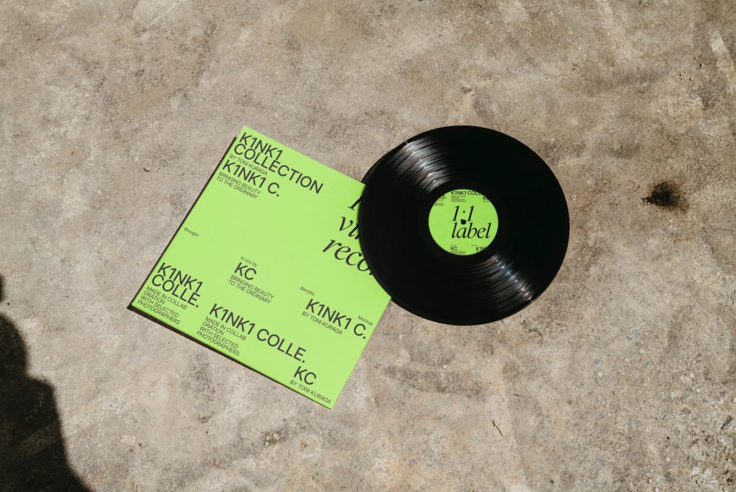 Vinyl K01 Mockup preview 2