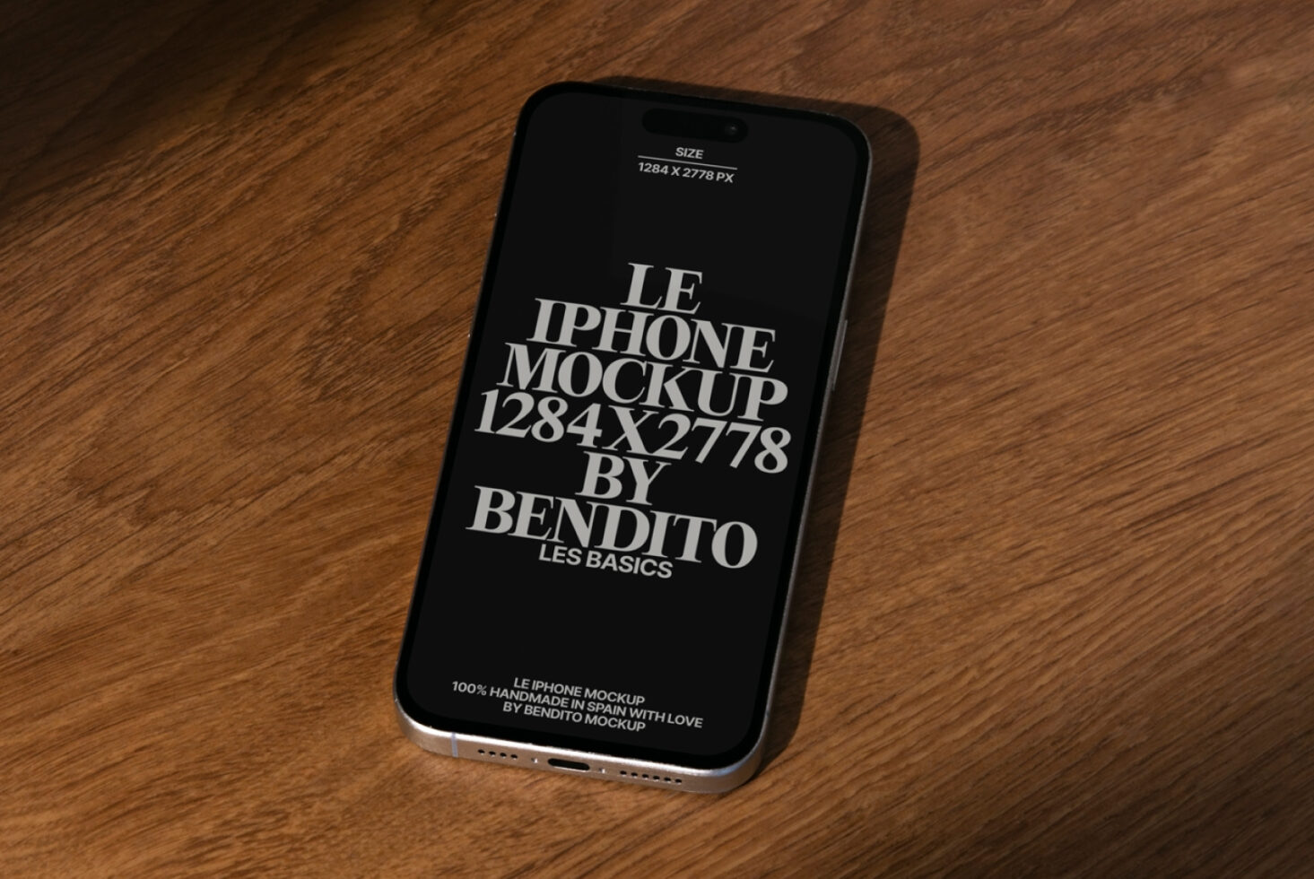 Le iPhone LB25W23 Mockup preview 2