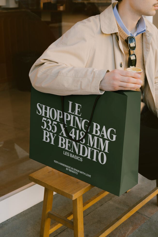 Le Shopping Bag LB26W11 Mockup preview 4