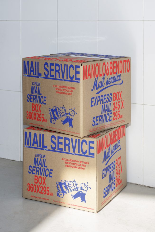 Box M&B05 Mockup preview 4