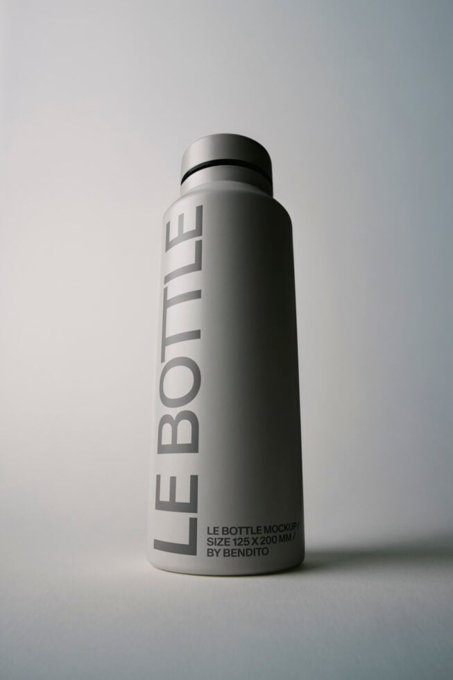Le Bottle LB26W40 Mockup