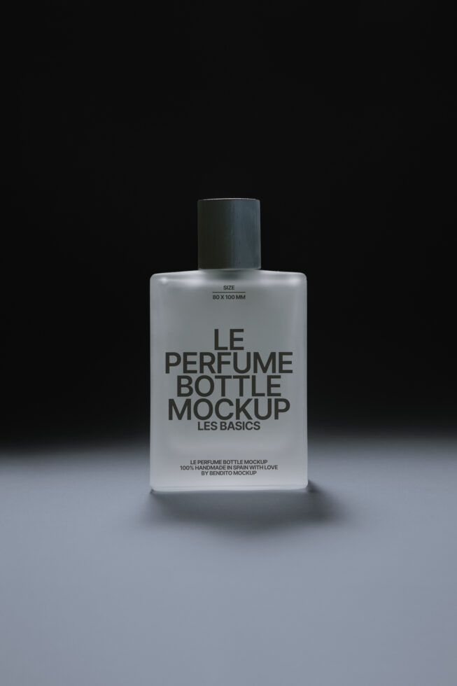 Le Perfume Bottle LB25W23 Mockup preview 4