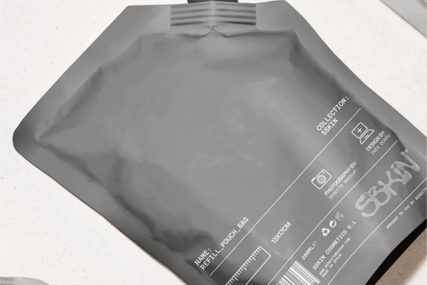 Refill Pouch Bag SS02 Mockup preview 2
