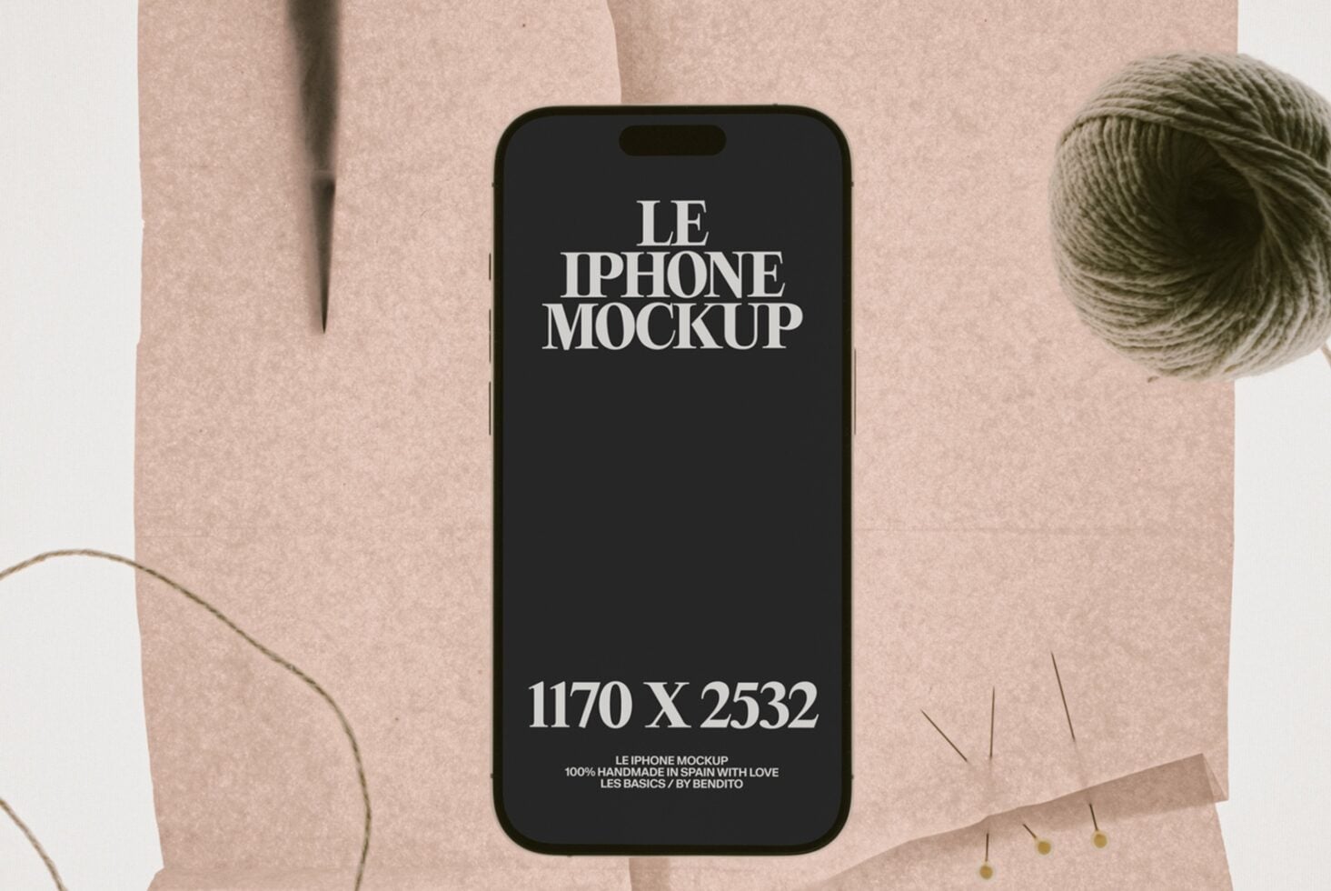 Le iPhone LB26W2002 Mockup preview 2