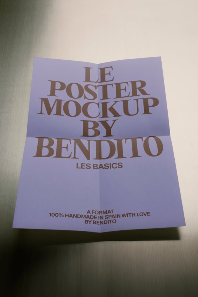 Le Poster LB26W40 Mockup preview 4