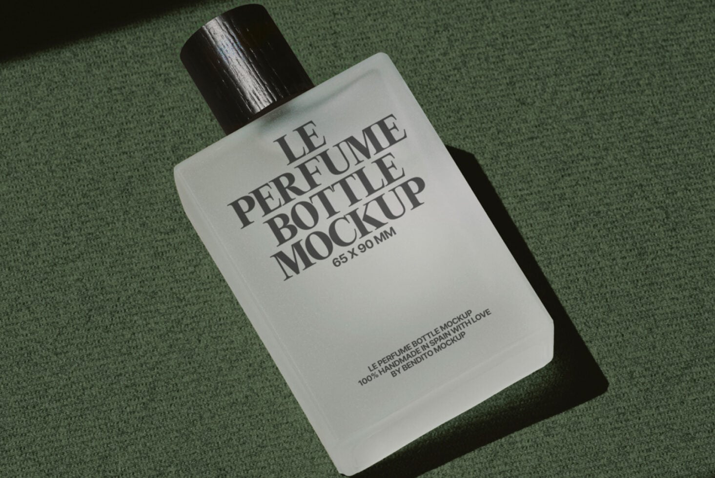 Le Perfume Bottle LB25W28 Mockup preview 2