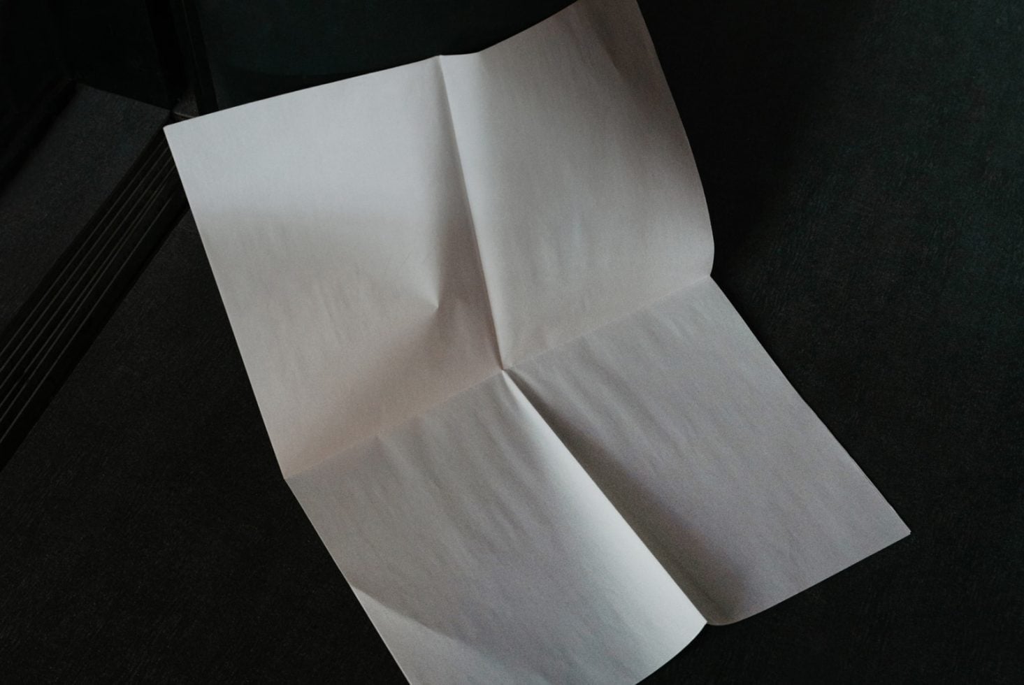 Newspaper MS01 Mockup preview 2