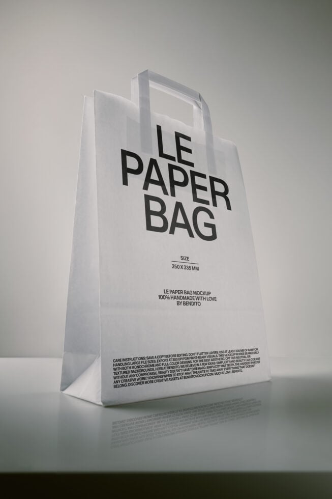 Le Paper Bag LB26W30 Mockup