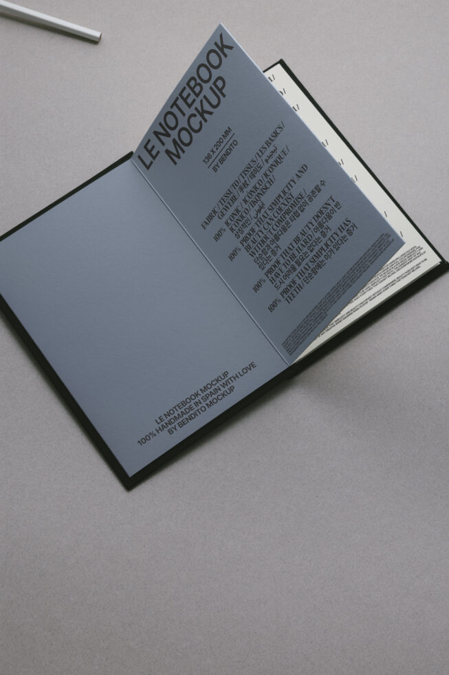 Le Notebook LB25W25 Mockup preview 4