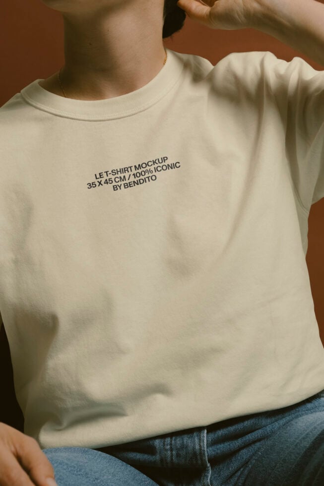 Le T-Shirt LB26W01 Mockup preview 4