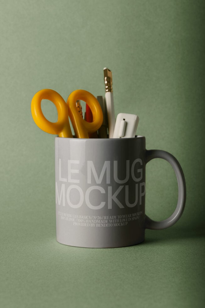 Le Mug LB26W26 Mockup preview 4