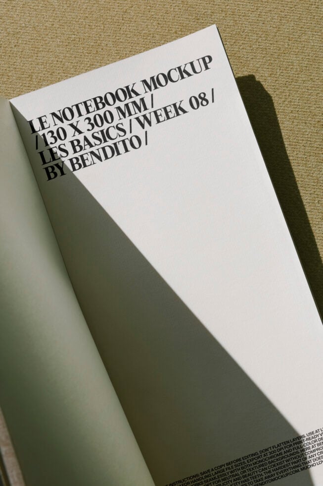 Le Notebook LB26W08 Mockup