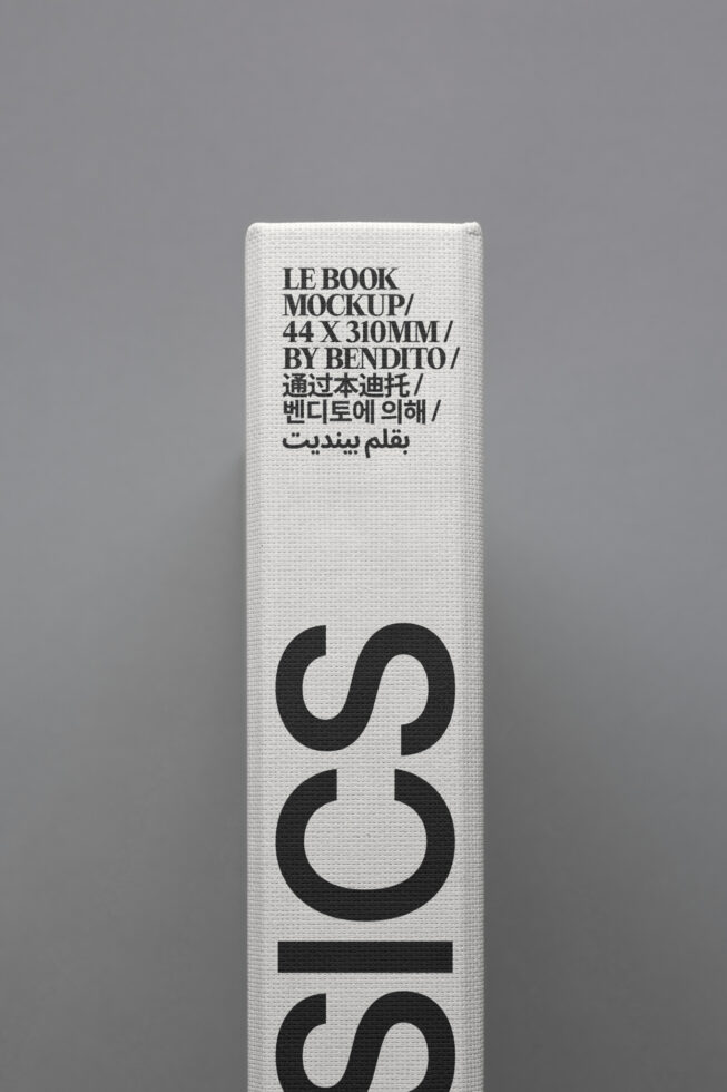 Le Book LB25W23 Mockup