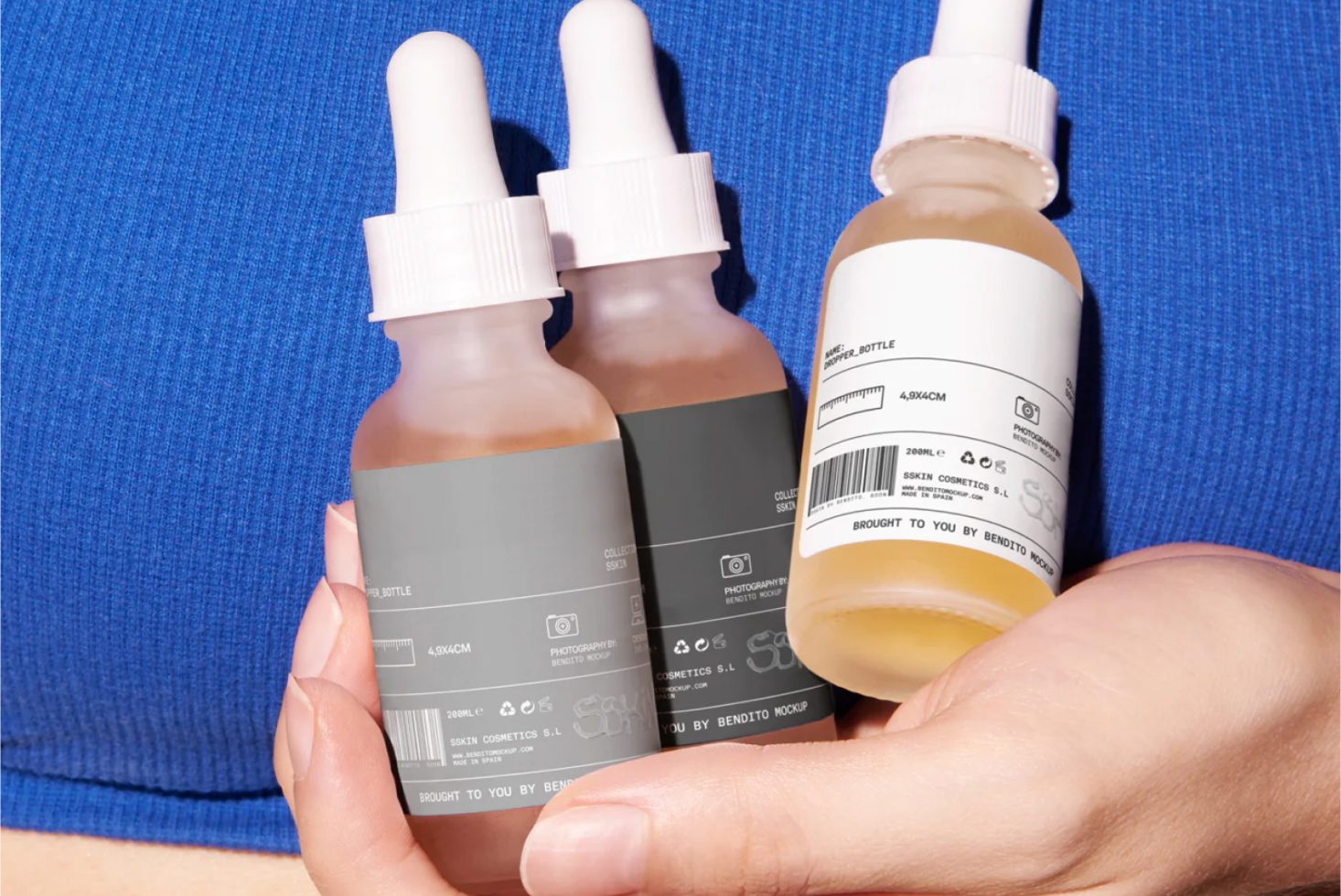 Dropper Bottle SS04 Mockup preview 2