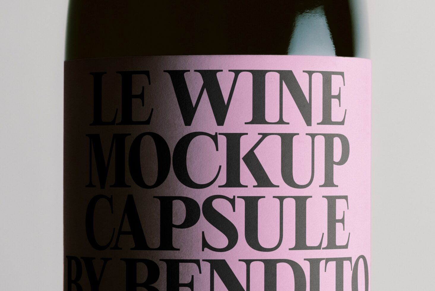 Le Wine Bottle LB26W2106 Mockup preview 2