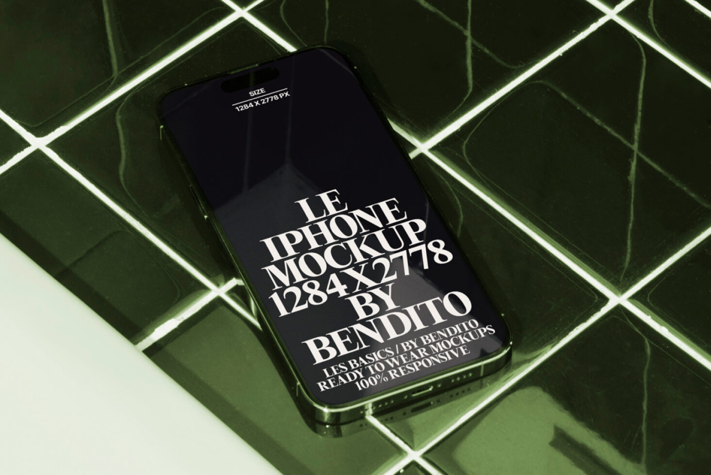 Le iPhone LB25W0504 Mockup preview 2
