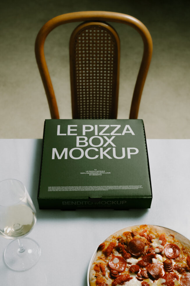 Le Pizza Box LB26W2802 Mockup preview 4