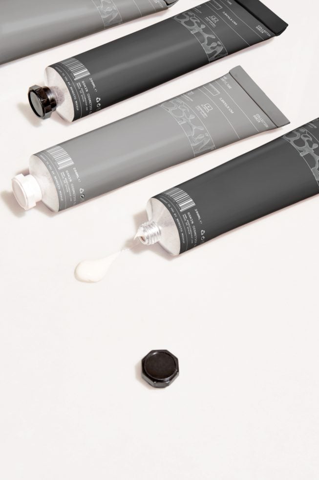 Cosmetic Tube SS05 Mockup preview 4