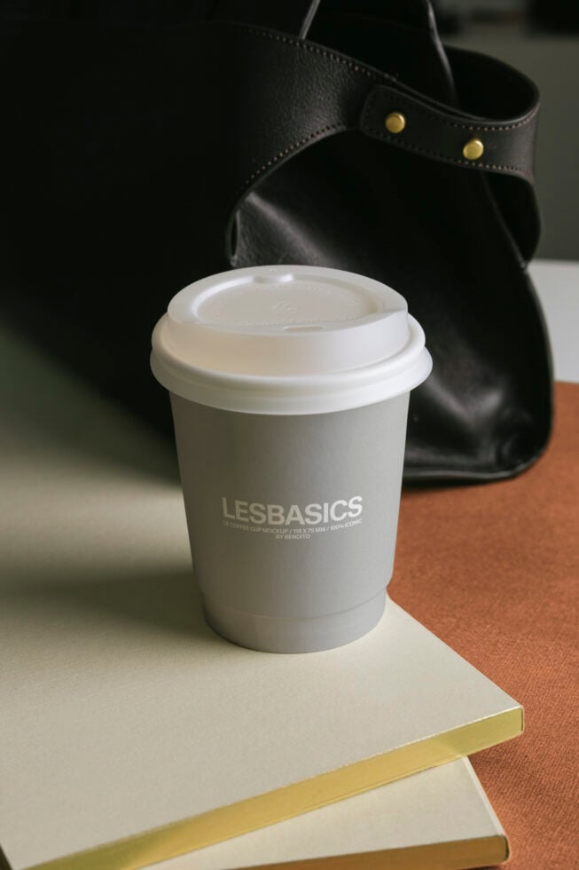 Le Coffee Cup LB26W07 Mockup preview 4