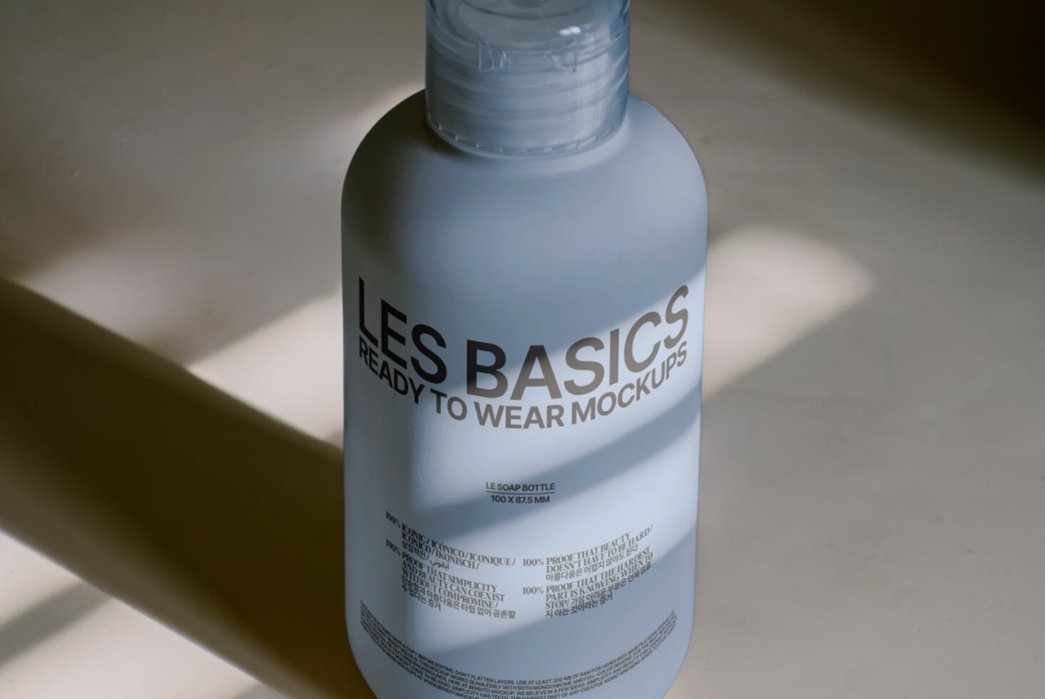Le Soap Bottle LB25W2001 Mockup preview 2