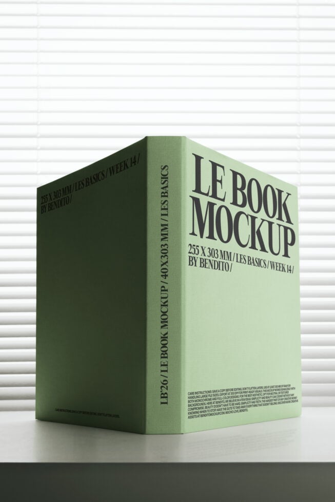 Le Book LB26W14 Mockup