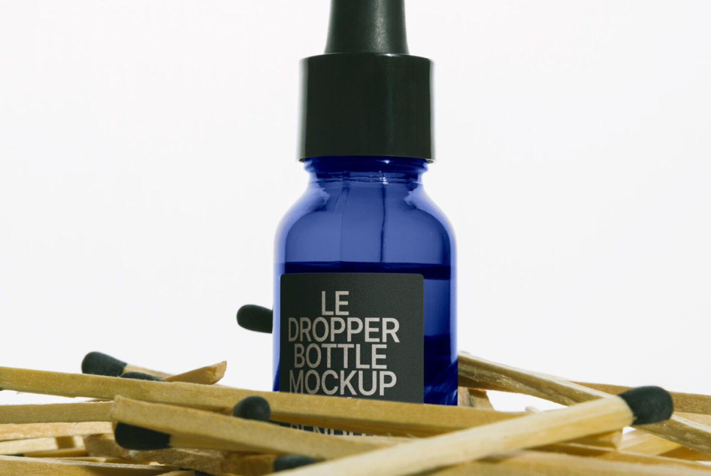 Le Dropper Bottle LB25W36 Mockup preview 2