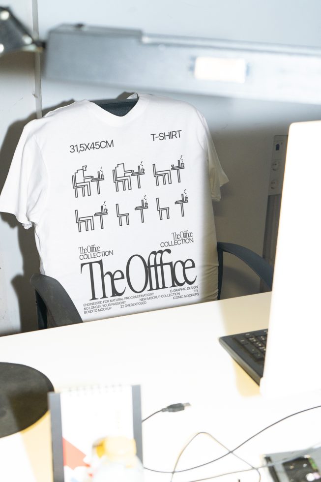 T-Shirt TO02 Mockup