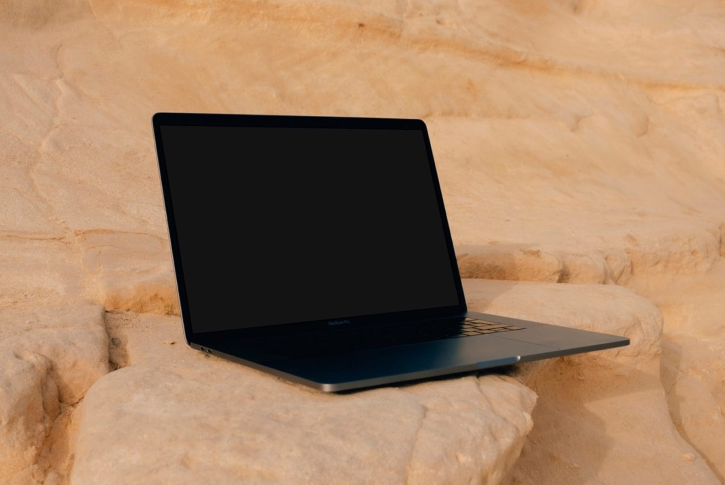 Macbook Pro BL Mockup preview 2